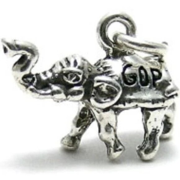 GOP ELEPHANT CHARM IN 3D STERLING SILVER. - Picture 1 of 2